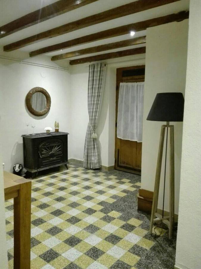 L'Esquilon Chambre D'Hote Bed & Breakfast Thiat Dış mekan fotoğraf