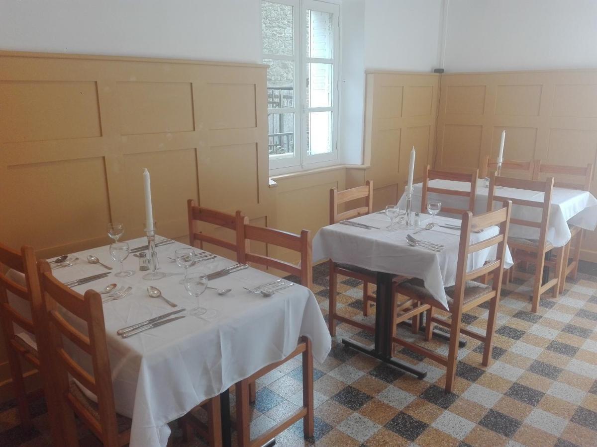 L'Esquilon Chambre D'Hote Bed & Breakfast Thiat Dış mekan fotoğraf